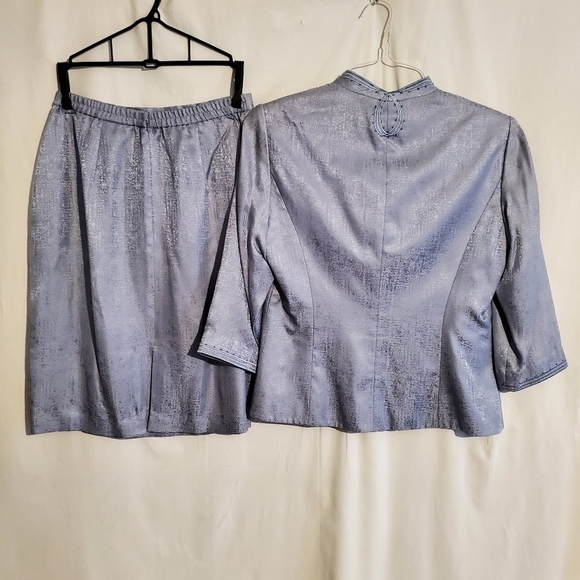 Adrianna Papell 100% Silk  2PC Skirt  & Jacket - Picture 3 of 5